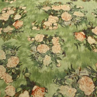 1764 Костюмная шерсть Celine розы на зеленом фоне